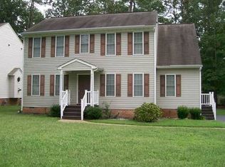 3913 Kingstream Ln, Chester, VA 23831