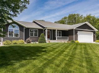 1188 Abbe Creek Rd, Mount Vernon, IA 52314