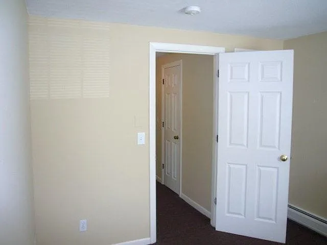 4 bed, 1.5 bath, $4,250 — Photo 4