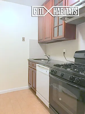 Rented by Corcoran | media 19