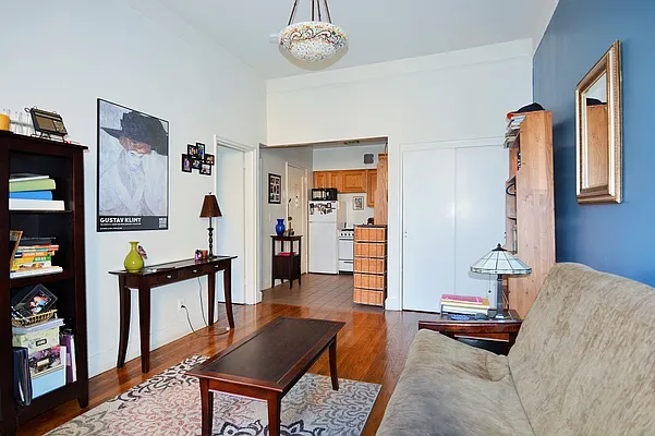 Rented by Balass Ralph, LREB | media 12