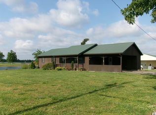 739 Twin Hill Rd, Mayfield, KY 42066