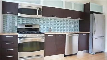 Rented by R New York
