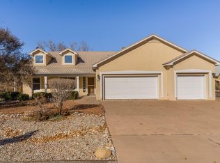 2505 Rio Orilla Ln NW, Albuquerque, NM 87120