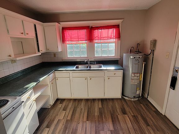 5th image of 819 Rankin Ave