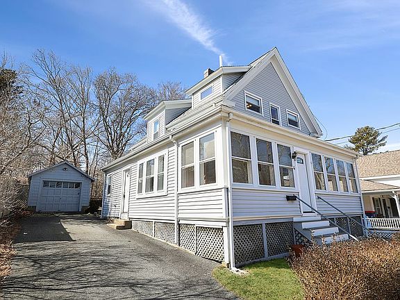 2nd image of 4 Standish Ave