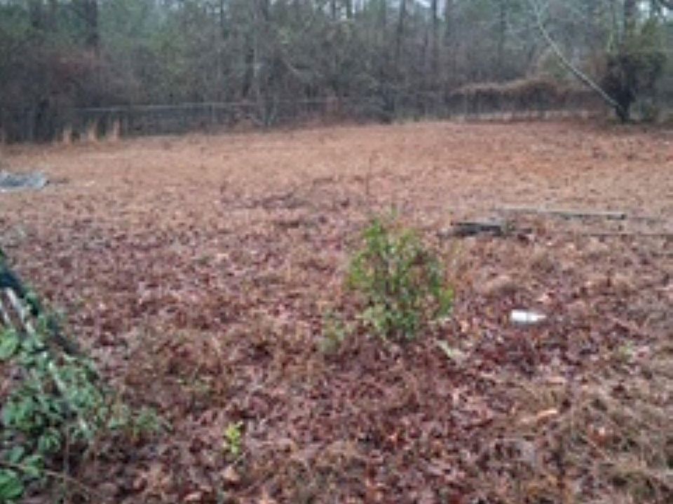 1st image of 114 Burnt Pine Ct