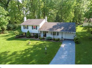 944 Llewellyn Cir, West Chester, PA 19380