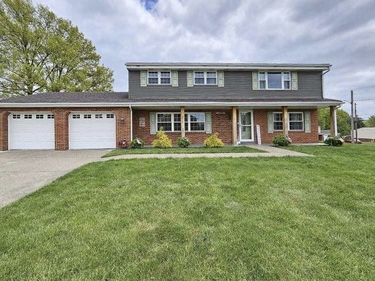 1st image of 216 McWilliams Dr