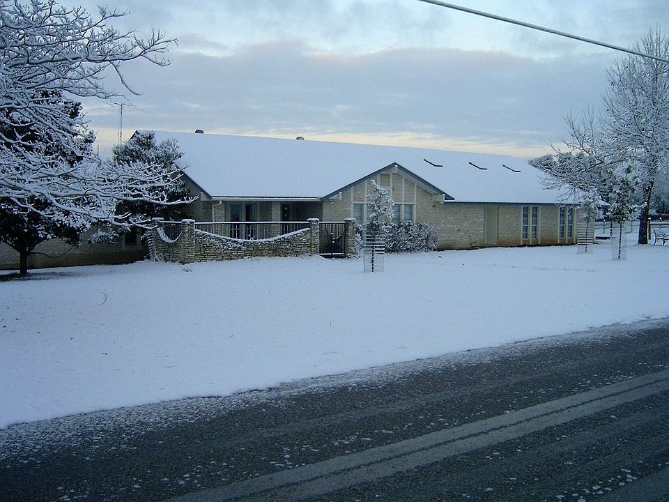 Rare Snow in Round Rock