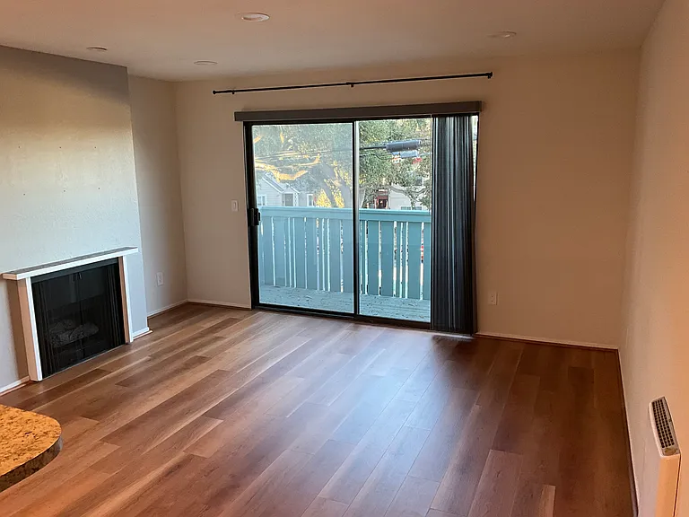 955 Lighthouse Ave #6 — Photo 3