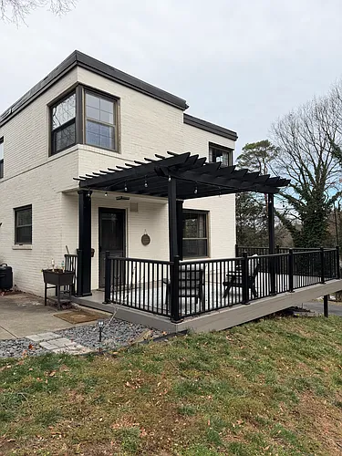 106 Circle Dr Photo 1
