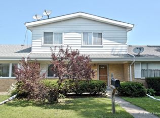 9039 N Grace Ave, Niles, IL