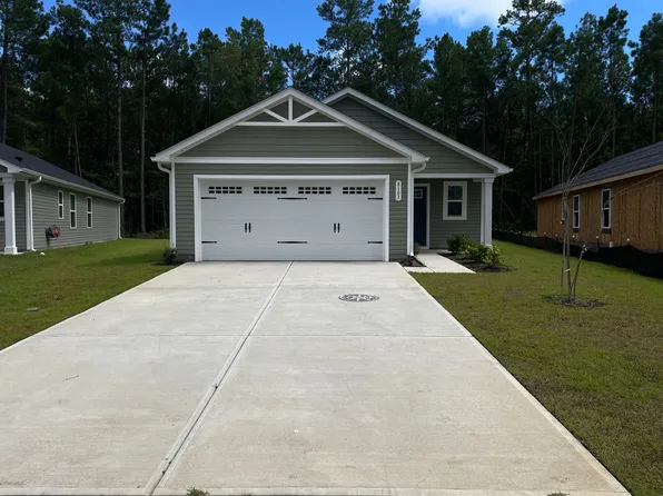 8103 Sterling Oaks Dr NW, Ash, NC 28420