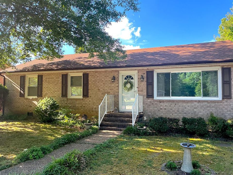 1st image of 114 Rappahannock Beach Dr