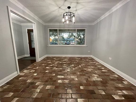 2nd image of 601 Broadmoor Ave