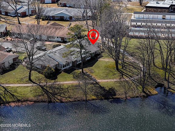5th image of 1028B Shetland Drive #B