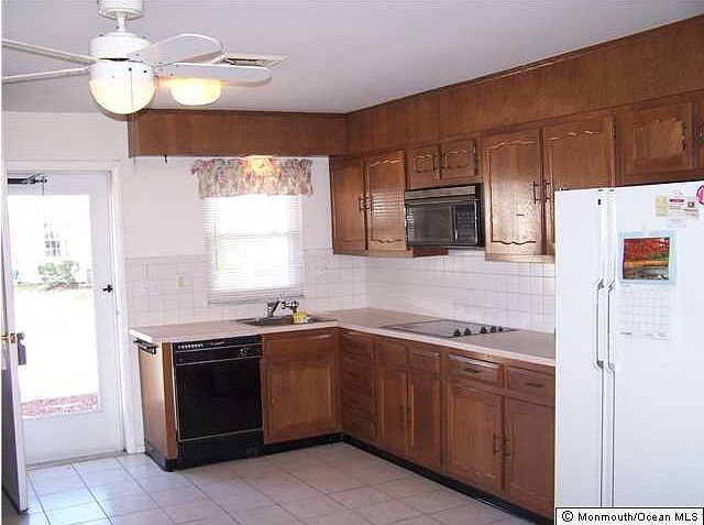 2nd image of 1170 Clydebank Court #D