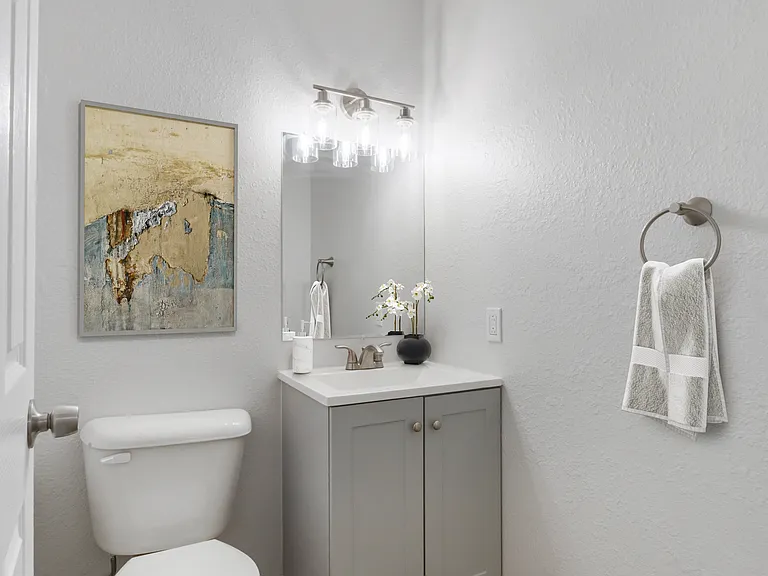 Columbia Crest Townhomes — Photo 9