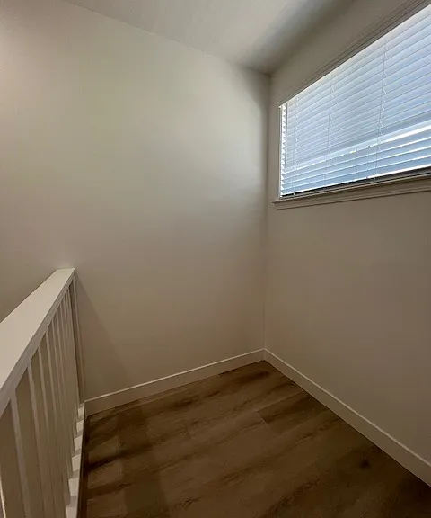 726 Cottage Ct — Photo 13