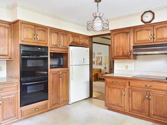 4th image of 3615 Tippecanoe Pl