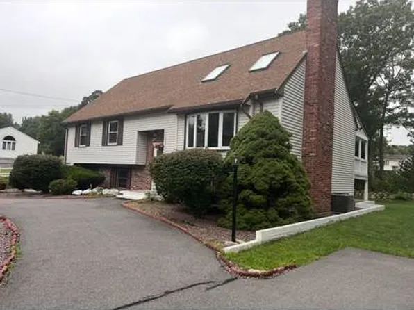 39 Plantation Cir, Norwood, MA 02062