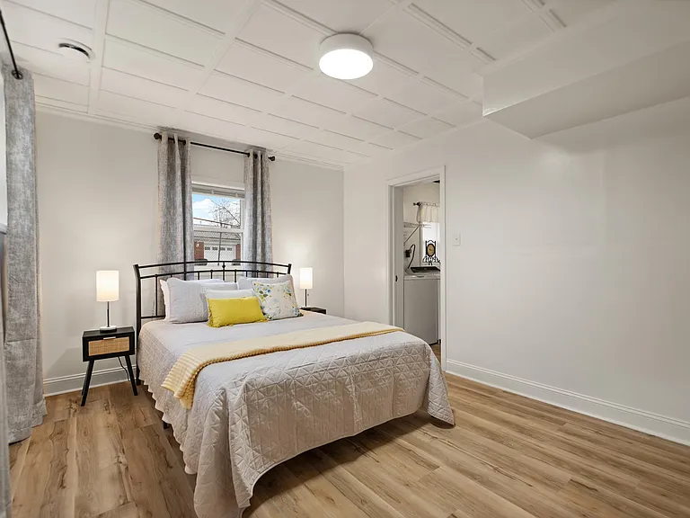 1706 Cameron Ct — Photo 32