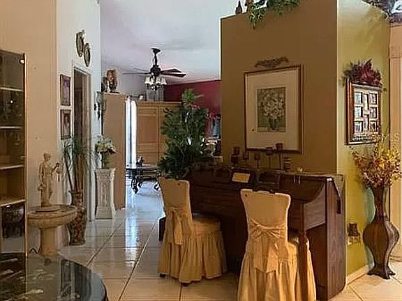 4th image of 2130 Kilamanjaro Ct