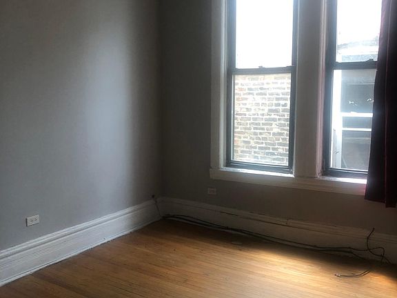 5th image of 2722 W Jackson Blvd #1