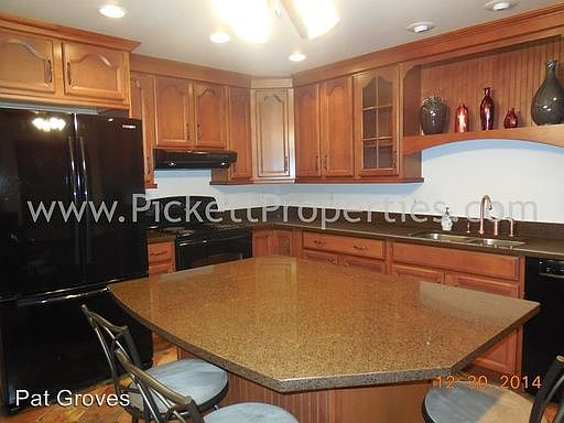 4th image of 1301 NW Slate Ln
