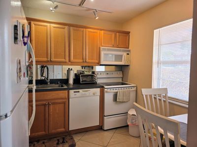 3 Abbey Lane S #103, Delray Beach, FL, 33446
