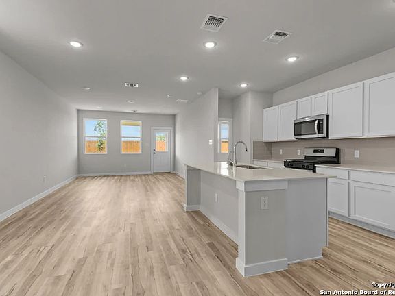5th image of 10739 Fairchild Way