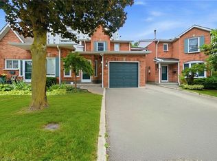 2155 Duncaster Dr #2, Burlington, ON L7P4R4