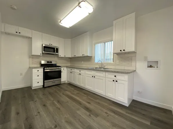 2040 250th St, Lomita, CA 90717