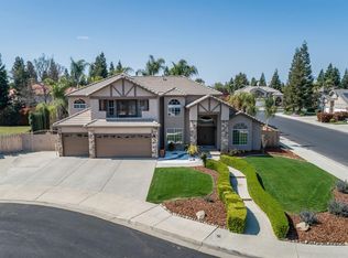 542 W Omaha Ave, Clovis, CA