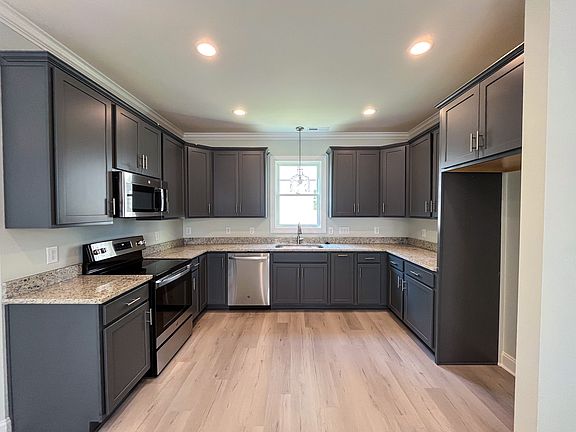 3rd image of 160 Freedom Park Dr #Jvc774