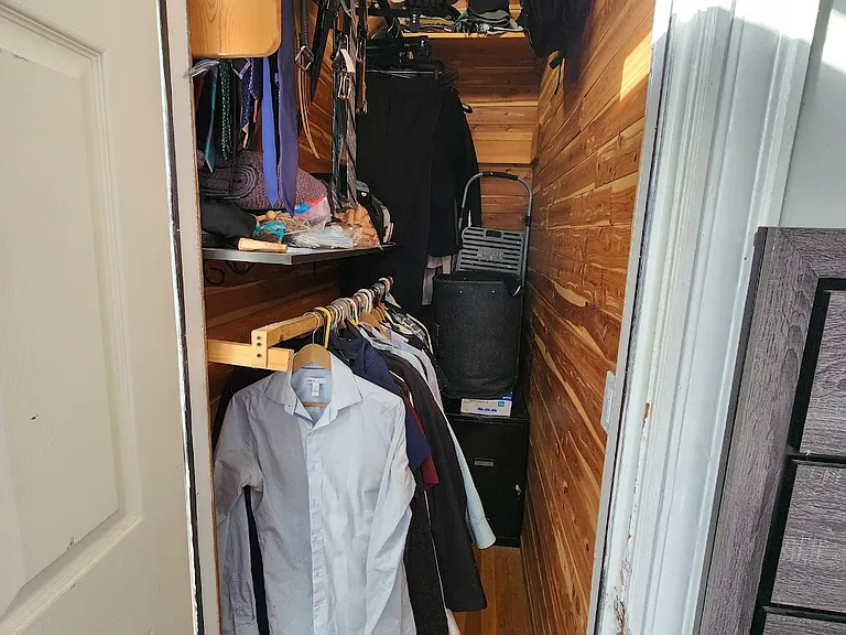 7 Lambert St — Photo 8