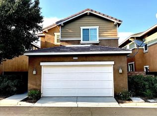 2553 Sparkling Water Ct, Palmdale, CA 93550