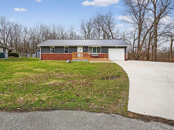 2nd image of 3621 Indian Creek Dr