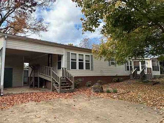 2nd image of 104 Valiant St
