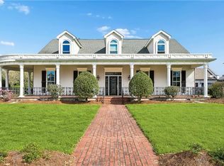 168 Primrose Dr, Belle Chasse, LA 70037