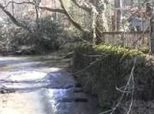 7 Shadow Brook Ln, Clayton, GA 30525