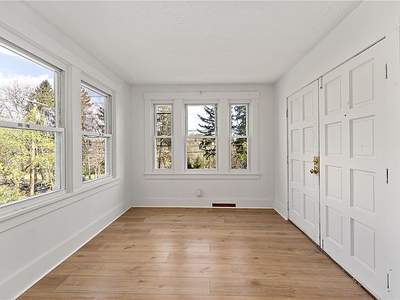 4th image of 166 Warrendale Bakerstown Rd