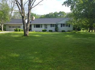 14100 W Glendale Dr, New Berlin, WI 53151