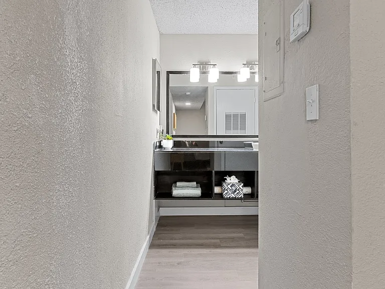 Avia Apartments — Photo 48