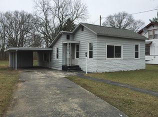 758 Oak Ave, Muskegon, MI 49442