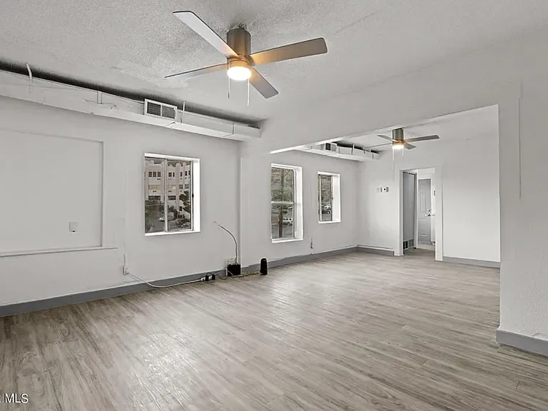 2105 Murchison Dr #2105 — Photo 4