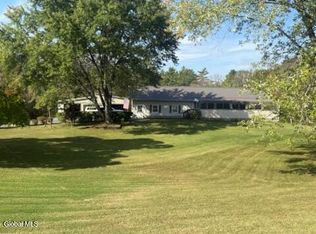 16 W Starbuck Ln, Fort Ann, NY 12827