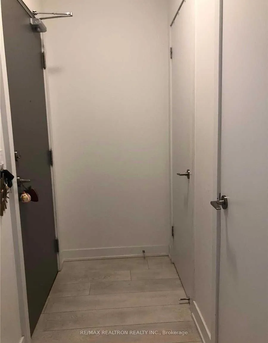 1 bed, $2,350 — Photo 2