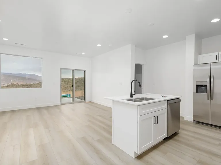 2838 W 500 N — Photo 10